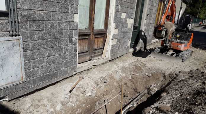 Lario Reti Holding. Conclusa la posa della fognatura nel centro storico di Mandello