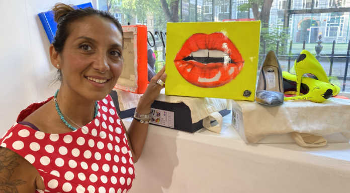 Le scarpe diventano un’opera d’arte da indossare. Emanuela Montorro in mostra a Londra