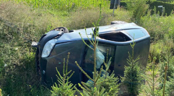 La Valletta: auto finisce nella scarpata lungo la Sp 52