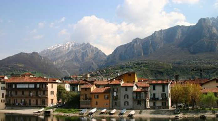 Lecco. Alla scoperta dei Promessi Sposi con comune e LineeLecco