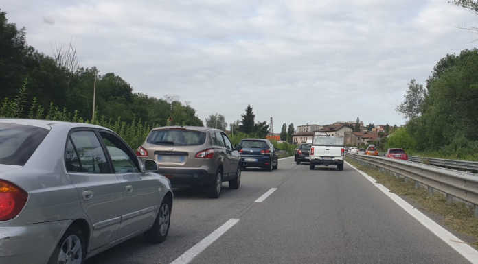 Lavori a Isella, code in mattinata a Civate verso lo svincolo della SS36 code SS36