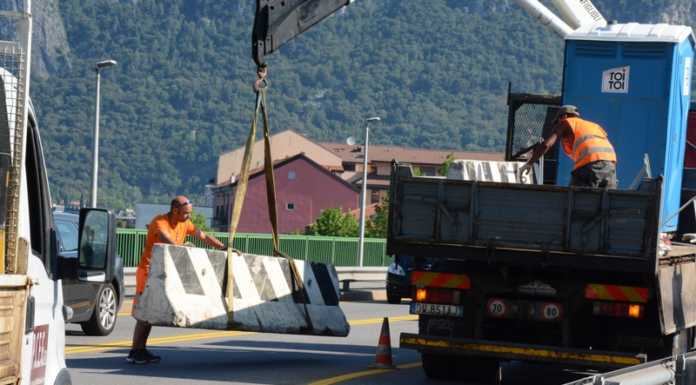 Al via il cantiere sul Ponte Kennedy che ‘torna’ a due corsie per i lavori