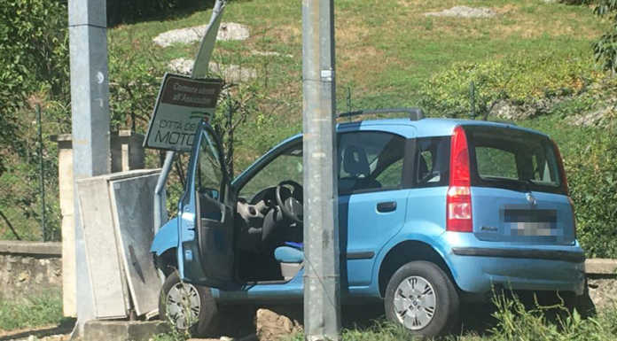 Mandello, esce di strada sulla provinciale, soccorsa 73enne