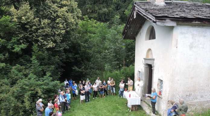 Tragedia di Margno, in paese una veglia per i piccoli Elena e Diego