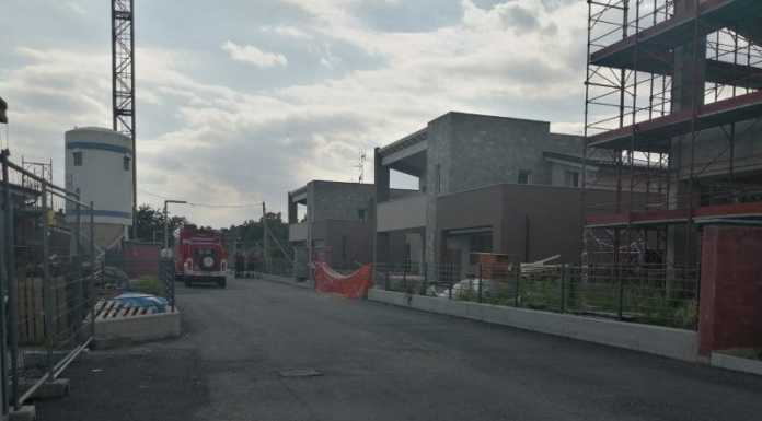 Missaglia, infortunio in cantiere, soccorso operaio