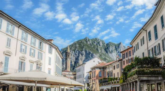 Lecco, i dipendenti dei locali: “Con la riduzione dei tavoli rischiamo il posto”