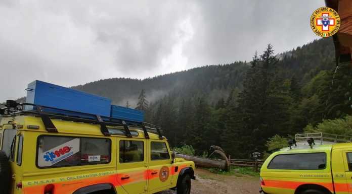 Cercatore di funghi disperso a Giumello, partite le ricerche