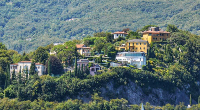 Malgrate, sabato la “Rocca incantata”: strada chiusa, spazio a tavolini e musica