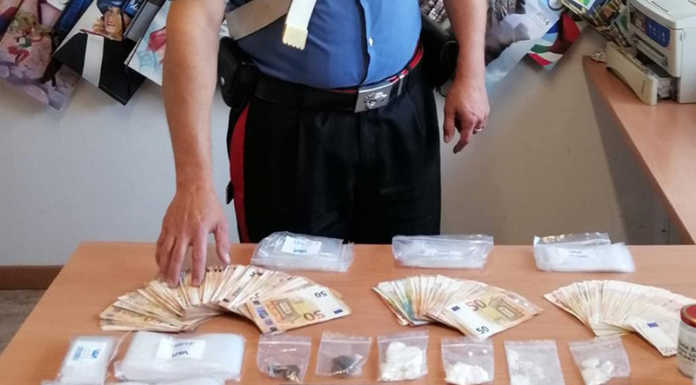 Forze dell’ordine unite contro lo spaccio: “blitz” a Bosisio, pusher in fuga e un arresto