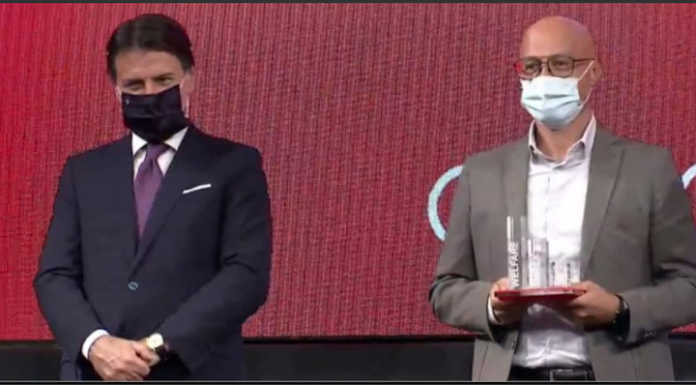 La cooperativa Specchio Magico premiata come Welfare Champion dal presidente Conte