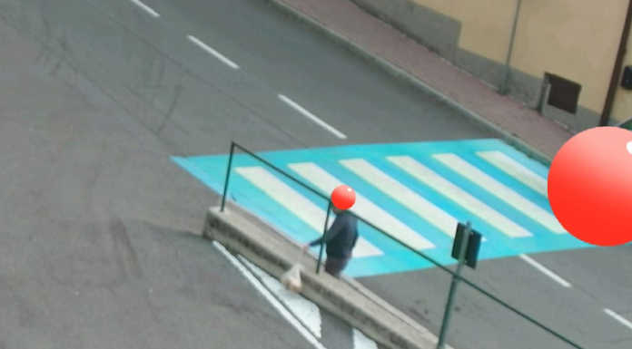 Pescate. Le telecamere beccano un altro furbetto della spazzatura