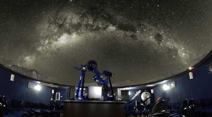 Riapre il Planetario di Lecco: dopo 7 mesi di stop, si torna a guarda le stelle