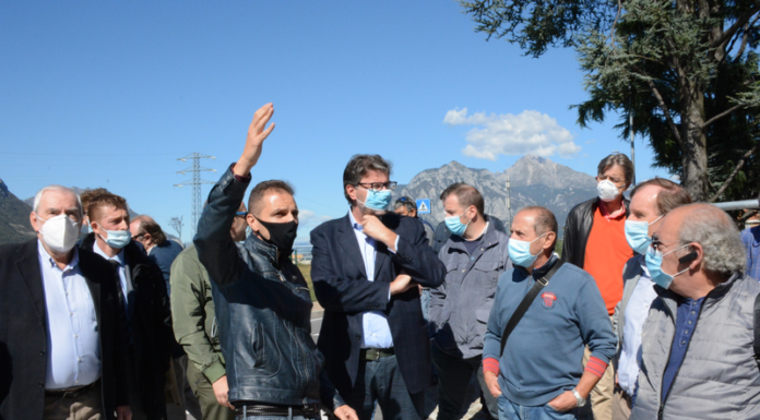 Giorgetti al cantiere della LC-BG, servono altri 20 milioni per farla ripartire