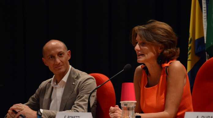 Elezioni. Il ministro Bonetti a Lecco con Gattinoni. “Scuola e famiglia, temi centrali”