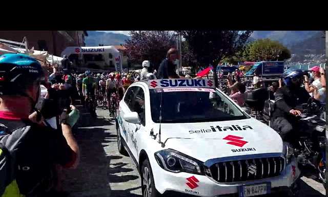 Il Giro d’Italia Giovani arriva sul lago: “via!” alla tappa Colico-Colico