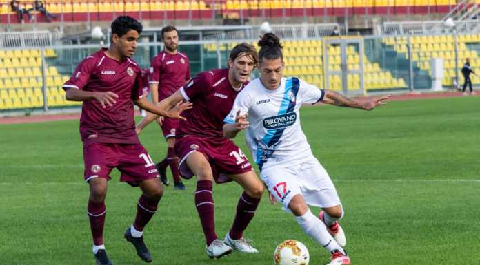 Calcio Serie C. Questa sera fari puntati su Lecco-Alessandria Iocolano in azione a Livorno (credit foto Calcio Lecco 1912)