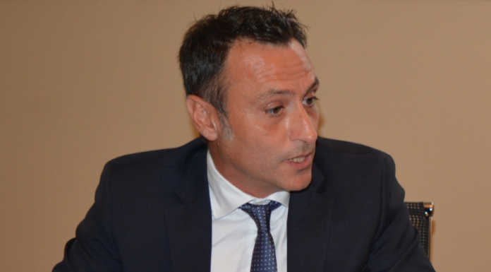 Contagi in salita, Il Caffè richiude: “Come a febbraio preferisco mettere al primo posto la salute”