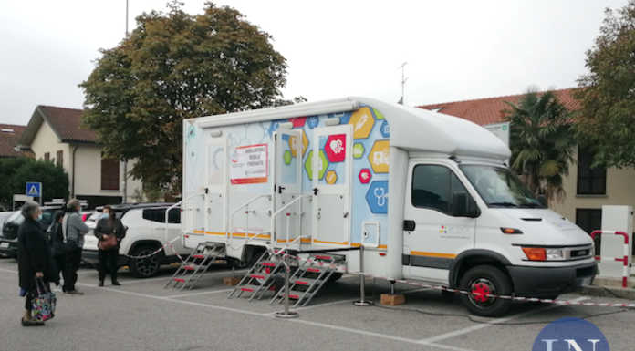 Merate, l’ambulatorio mobile ha fatto tappa in città. “Ottimo servizio per il territorio”