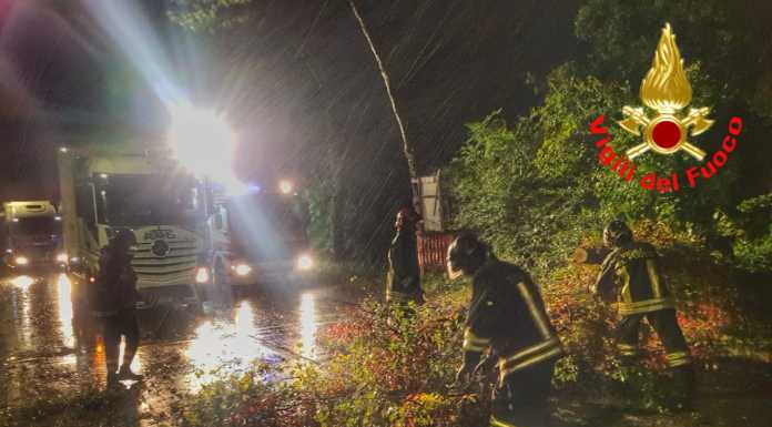 Maltempo, nella notte una dozzina di interventi per i pompieri