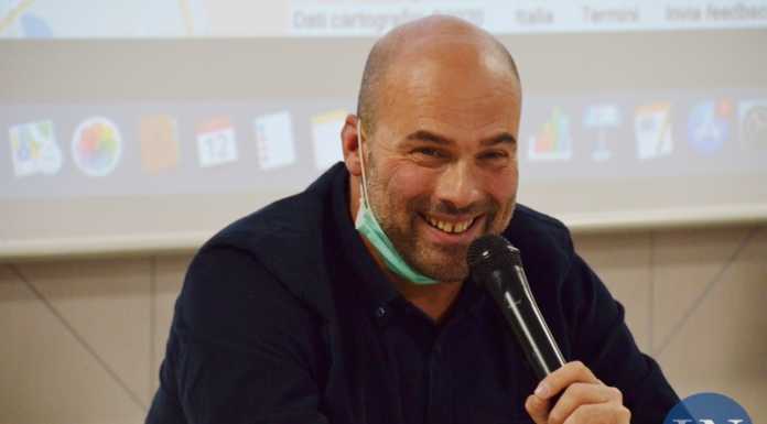 Andrea Oriana tenta l’impossibile: la traversata a nuoto del Lago Titicaca