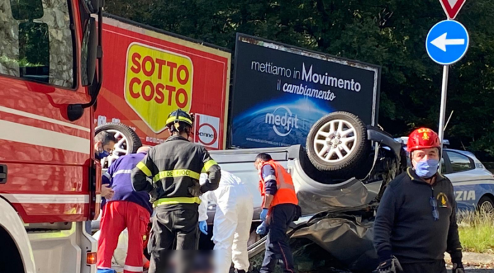 Auto precipita da un tornante della vecchia Lecco-Ballabio: grave 65enne