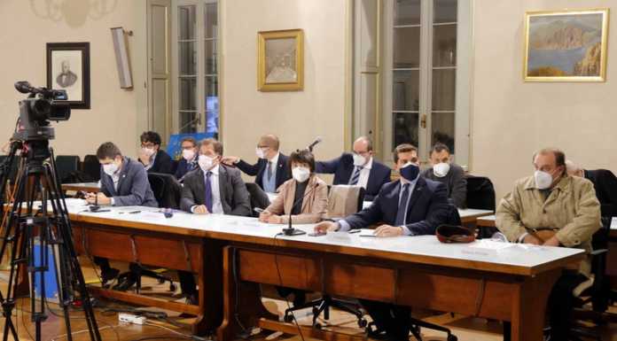 Bilancio, l’opposizione: “Questa è continuità, non un cambio di passo”