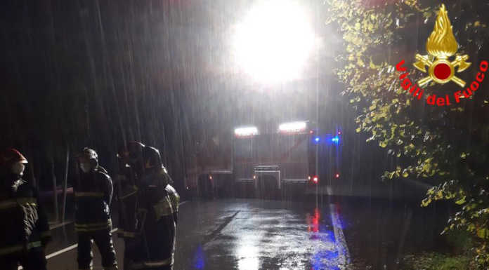 Maltempo, frana sulla ‘Lariana’, chiusa la strada per Bellagio