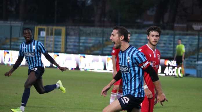 Calcio Serie C. Il Lecco sbanca Grosseto all’ultimo respiro Capitan Andrea Malgrati, sua la rete decisiva (credit foto Calcio Lecco 1912)