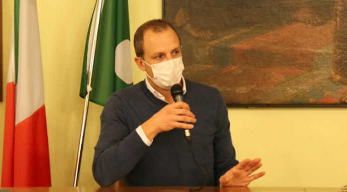 Casatenovo, il sindaco medico Galbiati fa il punto sul Covid: “Attenzione ai contagi tra le mura di casa”