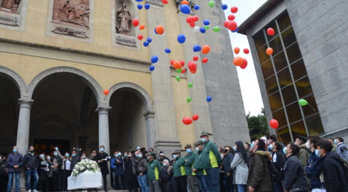 Olginate. Il commosso addio a Bea: “Grazie di averci regalato un dono unico”