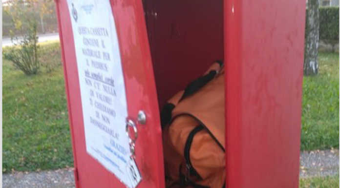 Olgiate, vandali danneggiano la cassetta degli attrezzi del Piedibus