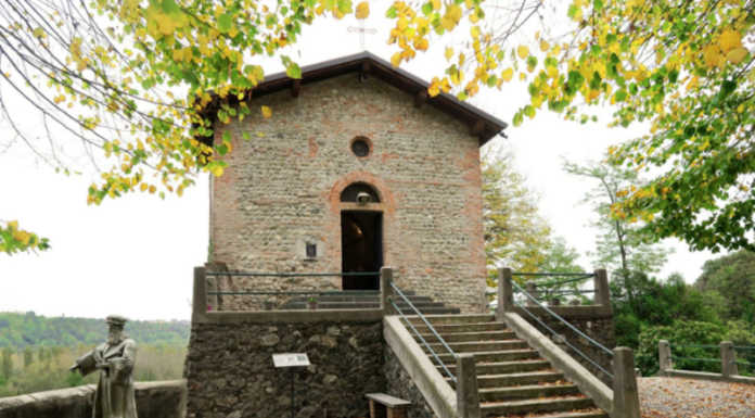 Ritrovato un braccialetto alla Madonna della Rocchetta: l’appello del custode