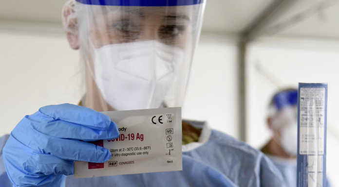 Tamponi rapidi a casa, nel lecchese è Suello il primo ad effettuarli