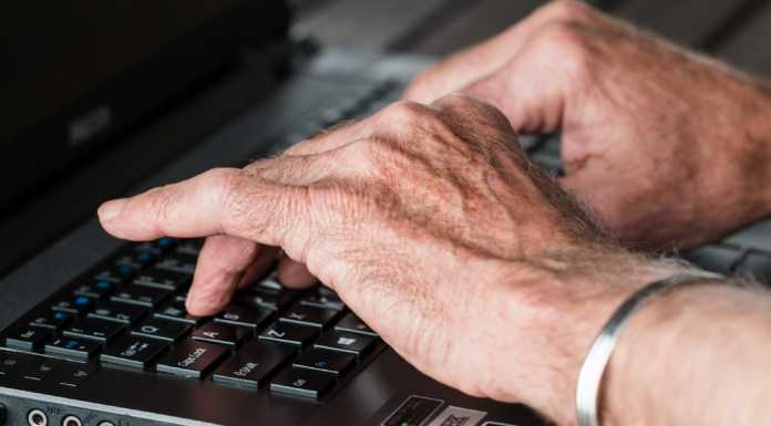 Con Anteas Lecco un corso per navigare in rete consapevolmente e in sicurezza