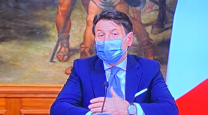 Covid, la Lombardia è zona rossa. Le nuove regole in vigore dal 6 novembre