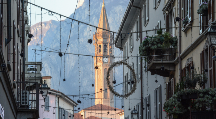 Lecco. Luminarie: si attende l’accensione, contrattempo del Comune