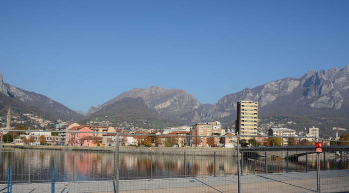 Malgrate, da lunedì chiude l’ingresso del lungolago: si riasfalta la strada