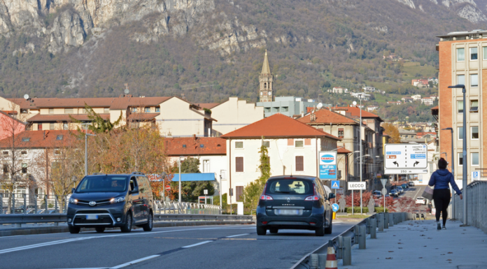 Lavori serali sul Ponte ‘Nuovo’, chiuso in ingresso. Apre il ‘Vecchio’
