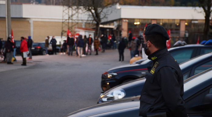 “Caporalato” alla Spreafico Frutta, la Finanza sequestra 6 milioni di euro