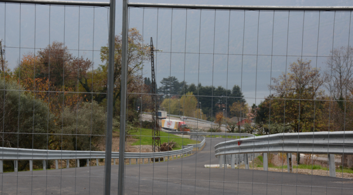 Mandello, domani taglio del nastro allo svincolo. L’opposizione non ci sarà