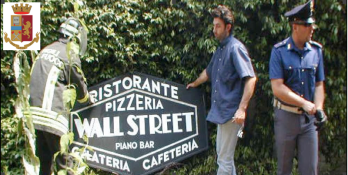Wall Street, l'insegna della storica pizzeria della 'ndrangheta a Lecco