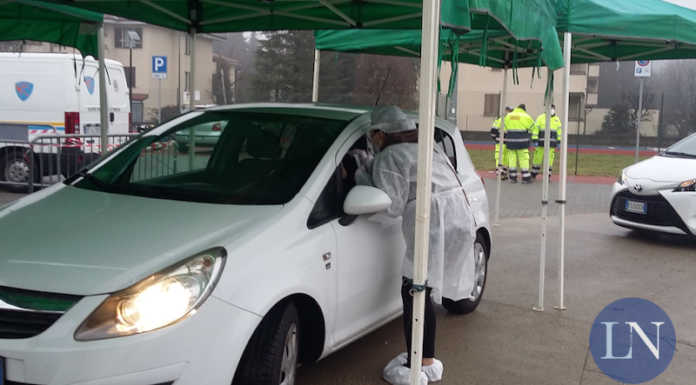 “Regione attivi almeno un punto tamponi scolastici in provincia di Lecco”