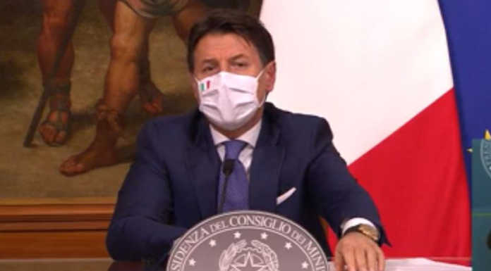 Covid. Governo al lavoro per nuove misure, possibile zona rossa il prossimo week-end