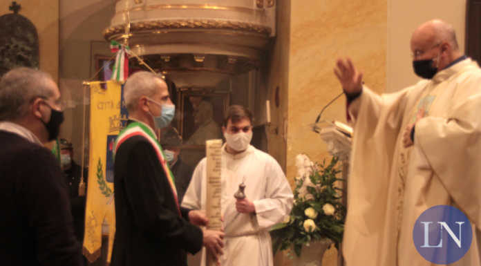 Merate celebra Sant’Ambrogio ai tempi del Covid. Il richiamo di don Luigi alla fede