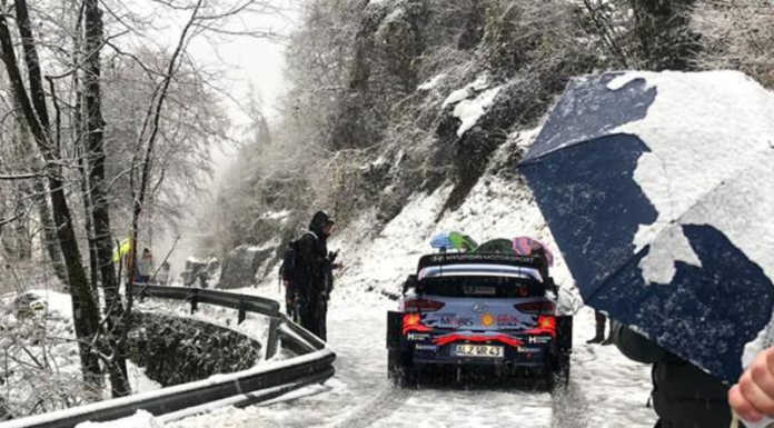 Valcava: il campionato del mondo di rally dà spettacolo (video ribaltamento)