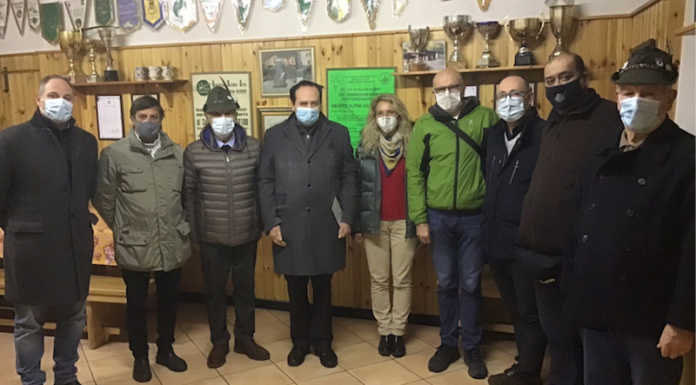 Valmadrera, associazioni unite per la causa di Telethon: venduti 108 panettoni