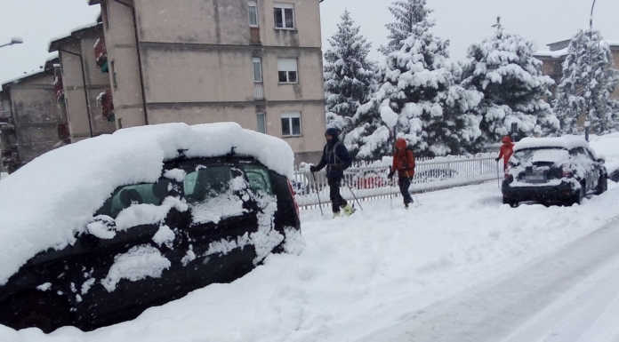 Lecco. Con la neve fioccano le polemiche. Boscagli: “Cittadini reclusi in zona bianca”