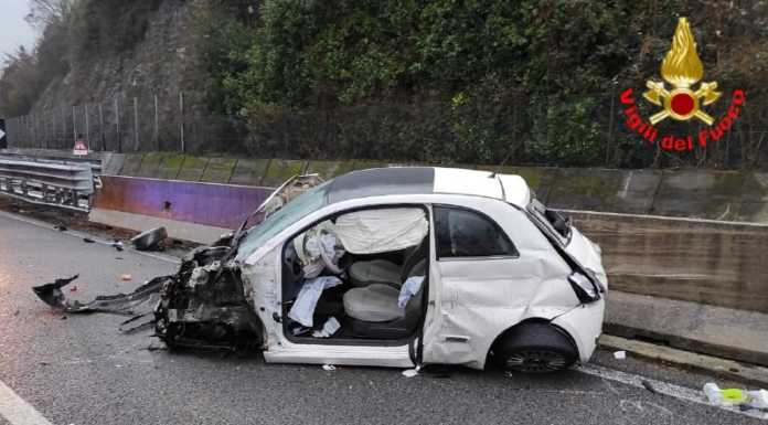 Mandello. Incidente in Statale 36, donna trasportata all’ospedale di Lecco