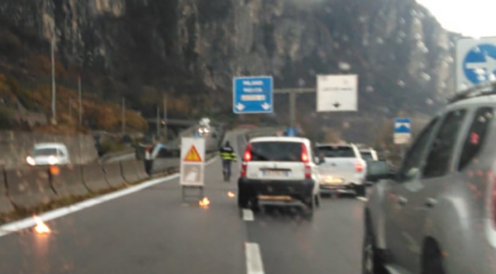 Incidente in SS36 nella galleria San Martino. La strada è stata riaperta