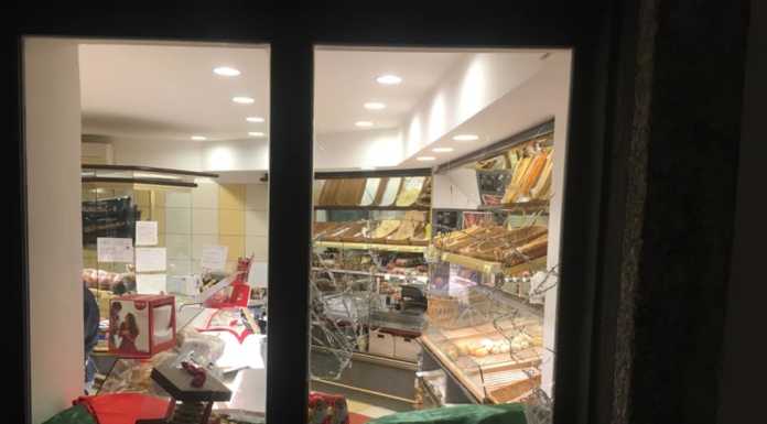 Lecco. Furto al Panificio Linfarinata, rubate le offerte per i bisognosi